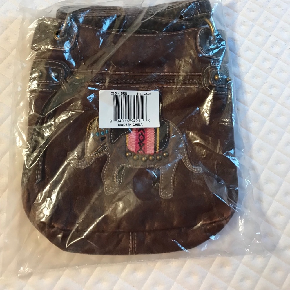 Crossover Elephant Purse